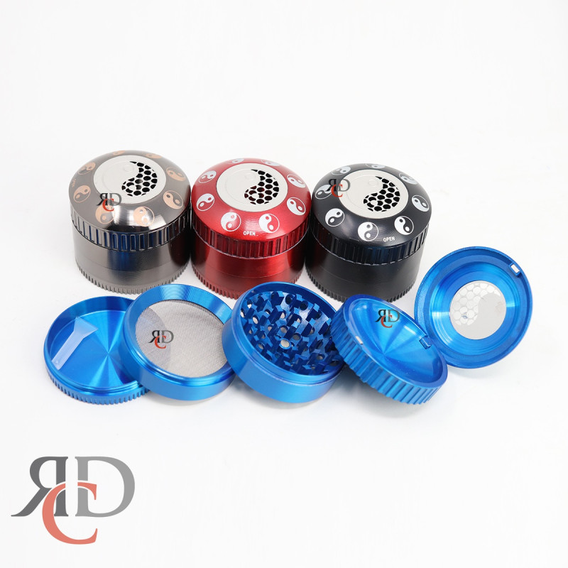 GRINDER 4-PART 52MM ZINC ALLOY YIN-YANG DESIGN WITH CARD GRINDER ON TOP GRD8506 1CT