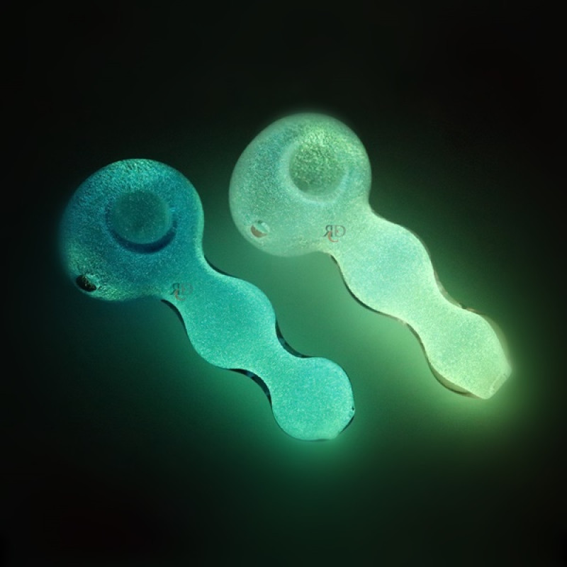 GLASS PIPE COLOR TUBE AND GLOW IN DARK GP7544 1CT