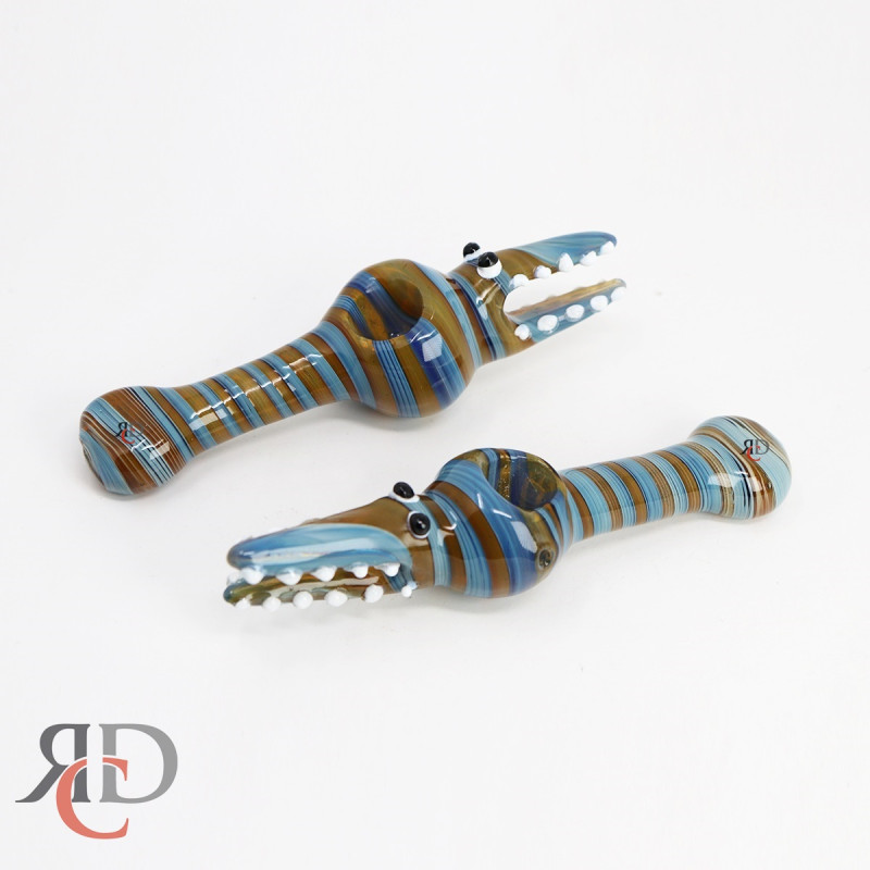 GLASS PIPE HIGH END CROCODILE GP8588 1CT